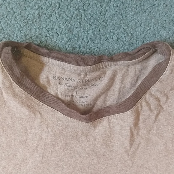 Soft Banana Republic shirt - Picture 2 of 2